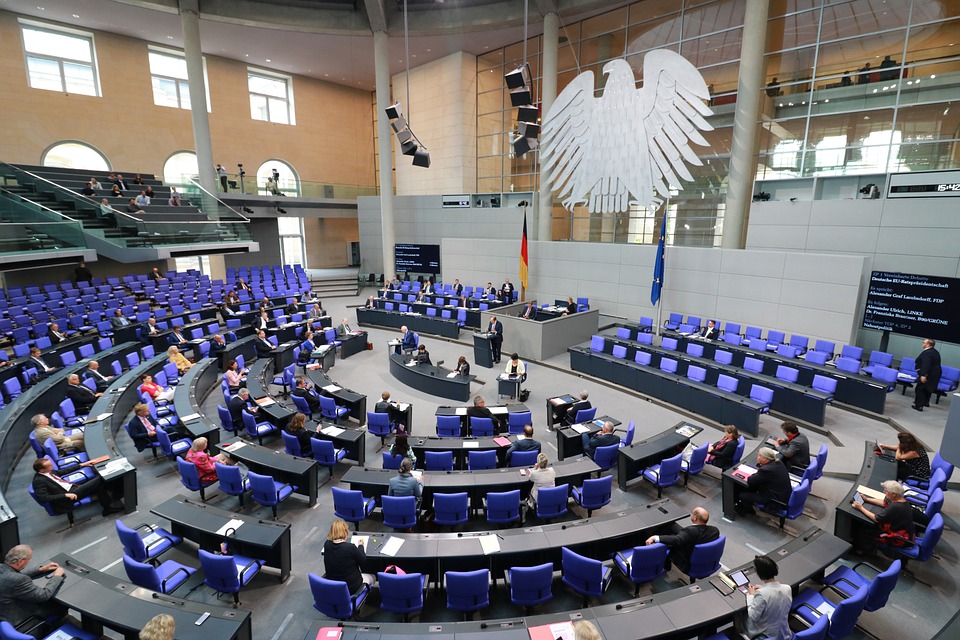 Anleitung: So schreibt ihr mit einem Klick alle Bundestagsabgeordneten an - corona-blog.net
